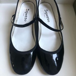 Repetto Rose Mary Janes in Black